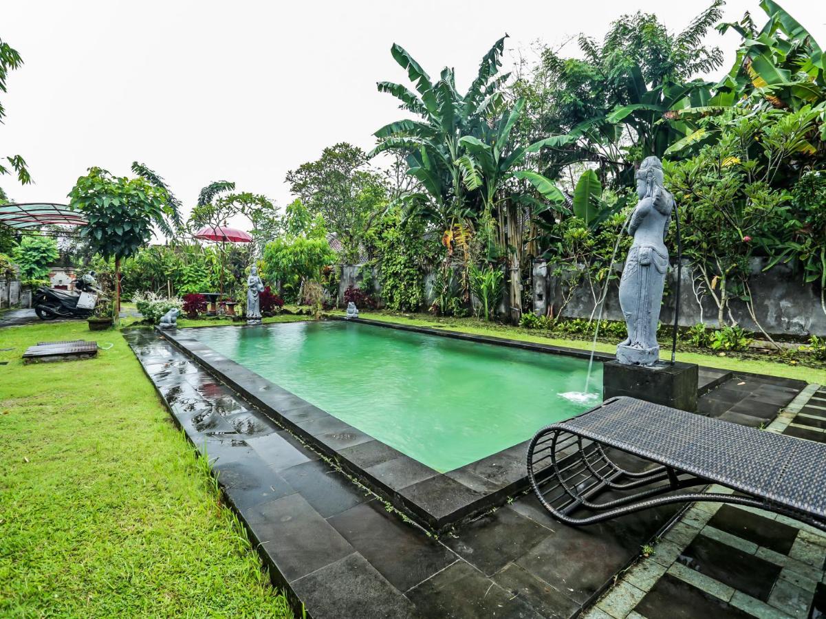 Oyo 90640 Agung Kartini Villa Ubud Eksteriør billede